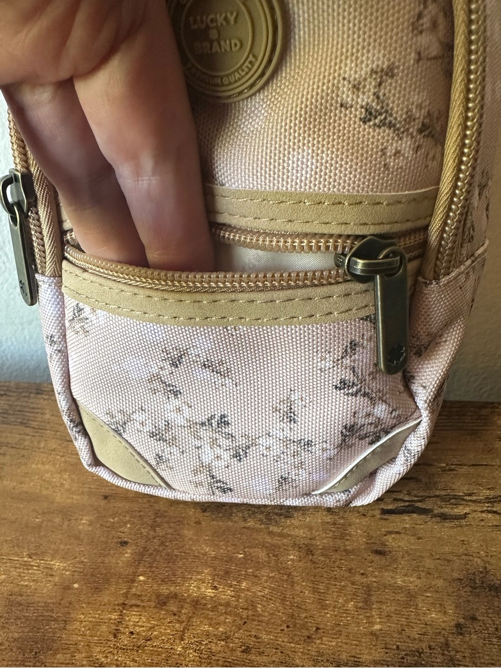 Lucky Brand Tan Floral Mini Backpack Pouch w/ 2 Pockets Bag Charm Keychain NWOT - Picture 5 of 6